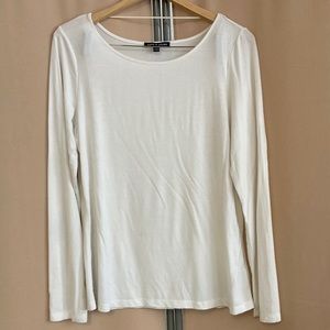 White long sleeved tee